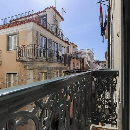 Апартаменты Bairro Alto Classic By Homing *