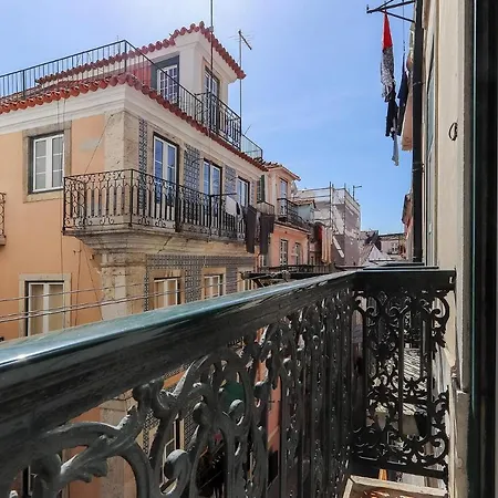 Appartamento Bairro Alto Classic By Homing Lisbona